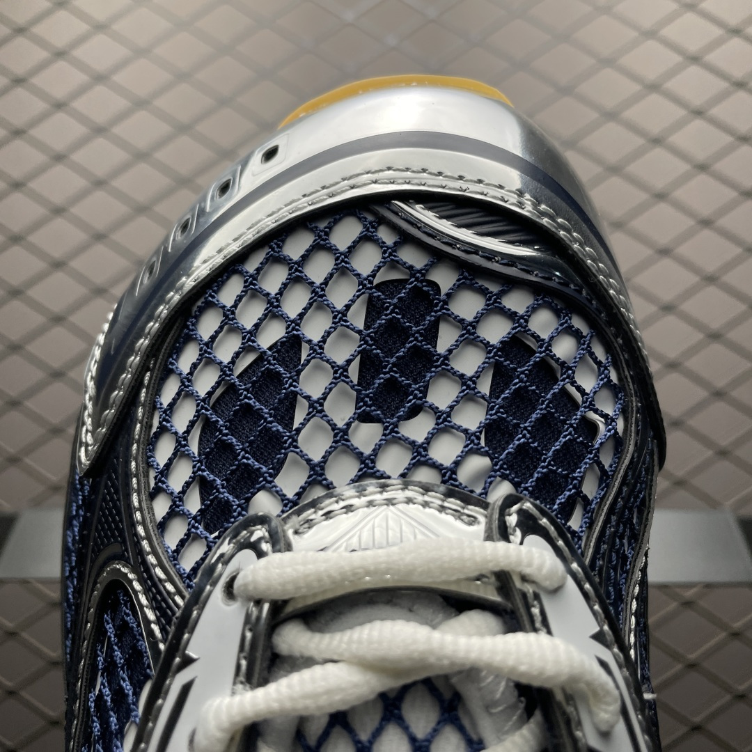 图片[7]-BOTTEGA VENETA BV 葆蝶家 王一博同款低帮休闲鞋 采用轻质科技网布面料 搭配几何图案设计橡胶外底 王炸系列 高版本 认准套包工艺 实际增高很多哦，还是一样显腿细非常nice 耐玩耐造 对标对版！套包鞋工艺 认准高版本 大底选用拼色TPU大底 ！配置原版包装 尺码：35 36 37 38 39 40 41 42 43 44 45-选品中心