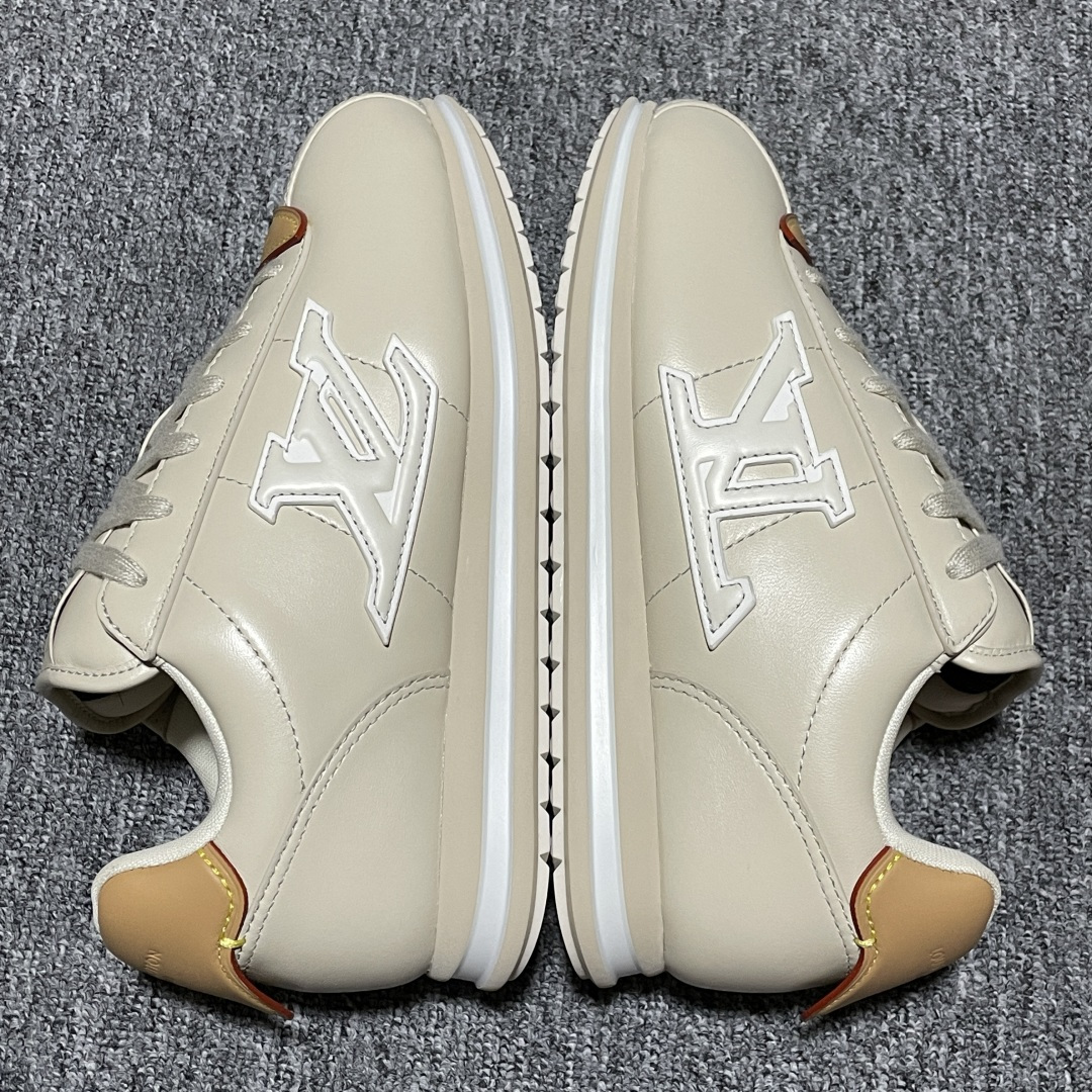 图片[8]-M版纯原 Nigo x Louis Vuitton 路易威登 LV Buttersoft 阿甘鞋 低帮休闲面包鞋 全新订单 高端零售外贸充正专供 原版购入开发 全鞋羊皮 牛皮鞋面 ZP级全套包装 完美楦型 正确卡色 大底TPU 质感媲美原版 细节与原版一致 请注意区分市面通货材 尺码：35 36 37 38 39 40 41 42 43 44 45 46 偏大一码-选品中心