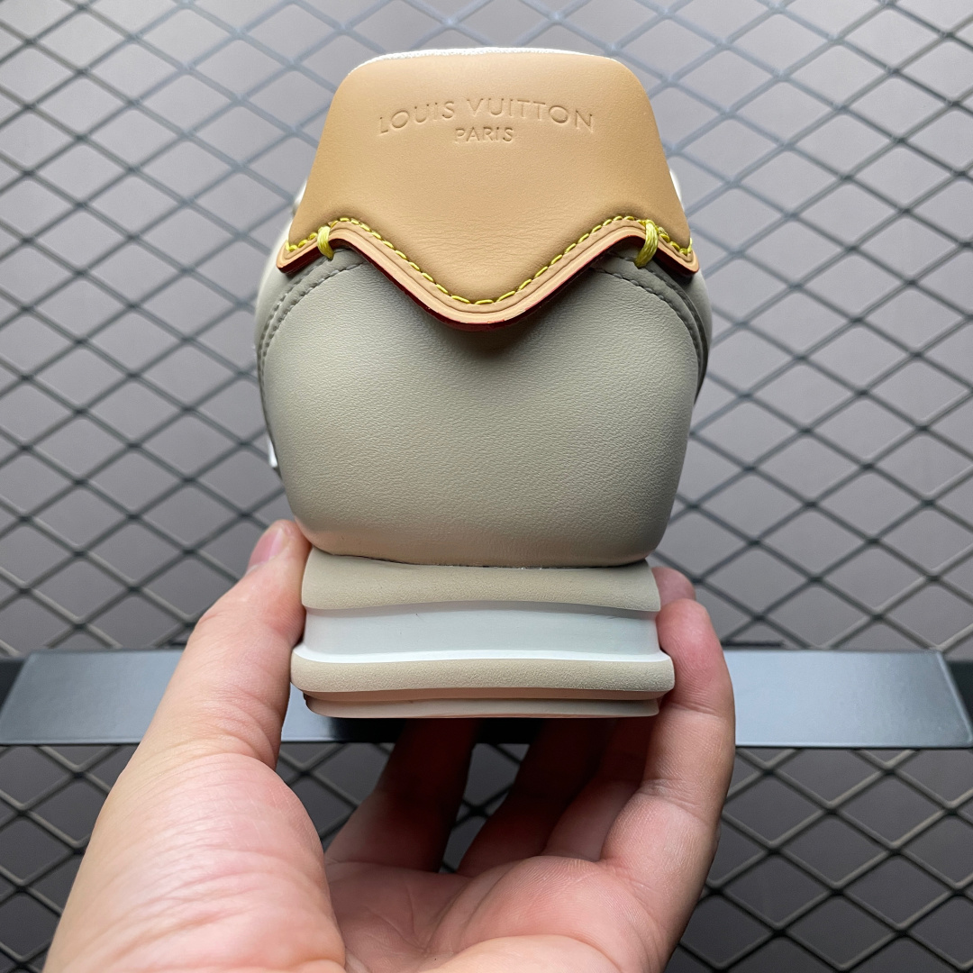 图片[2]-M版纯原 Nigo x Louis Vuitton 路易威登 LV Buttersoft 阿甘鞋 低帮休闲面包鞋 全新订单 高端零售外贸充正专供 原版购入开发 全鞋羊皮 牛皮鞋面 ZP级全套包装 完美楦型 正确卡色 大底TPU 质感媲美原版 细节与原版一致 请注意区分市面通货材 尺码：35 36 37 38 39 40 41 42 43 44 45 46 偏大一码-选品中心