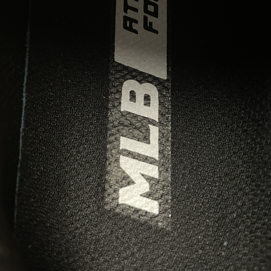 图片[8]-网红爆款 MLB Trophy Runner 低帮休闲凉鞋 原厂防伪吊牌 尺码：35 36 36.5 37.5 38 38.5 39 40 40.5 41 42 42.5 43 44 44.5 45-选品中心