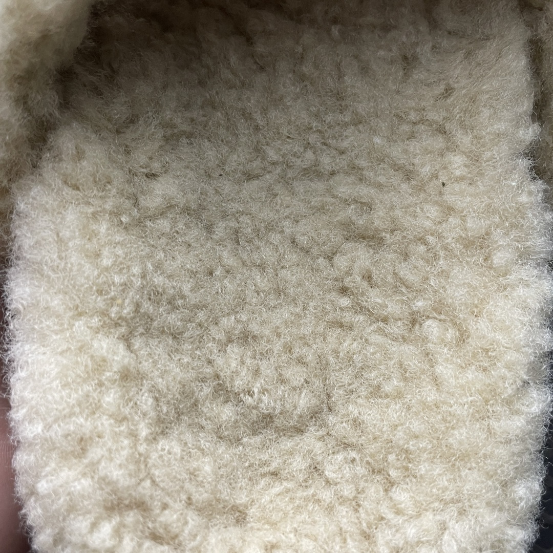 图片[8]-GG-CC 2025 路易暖茶 秋冬新款 5.5CM 厚底增高 百搭勃肯半拖鞋 这款毛毛拖采用了柔软的绒毛材质，搭配上经典的棕色设计，既温暖又充满时尚感 厚实的绒毛不仅提供了极佳的保暖效果，还让你的双脚享受极致的舒适 尺码：35 36 37 38 39 40-选品中心