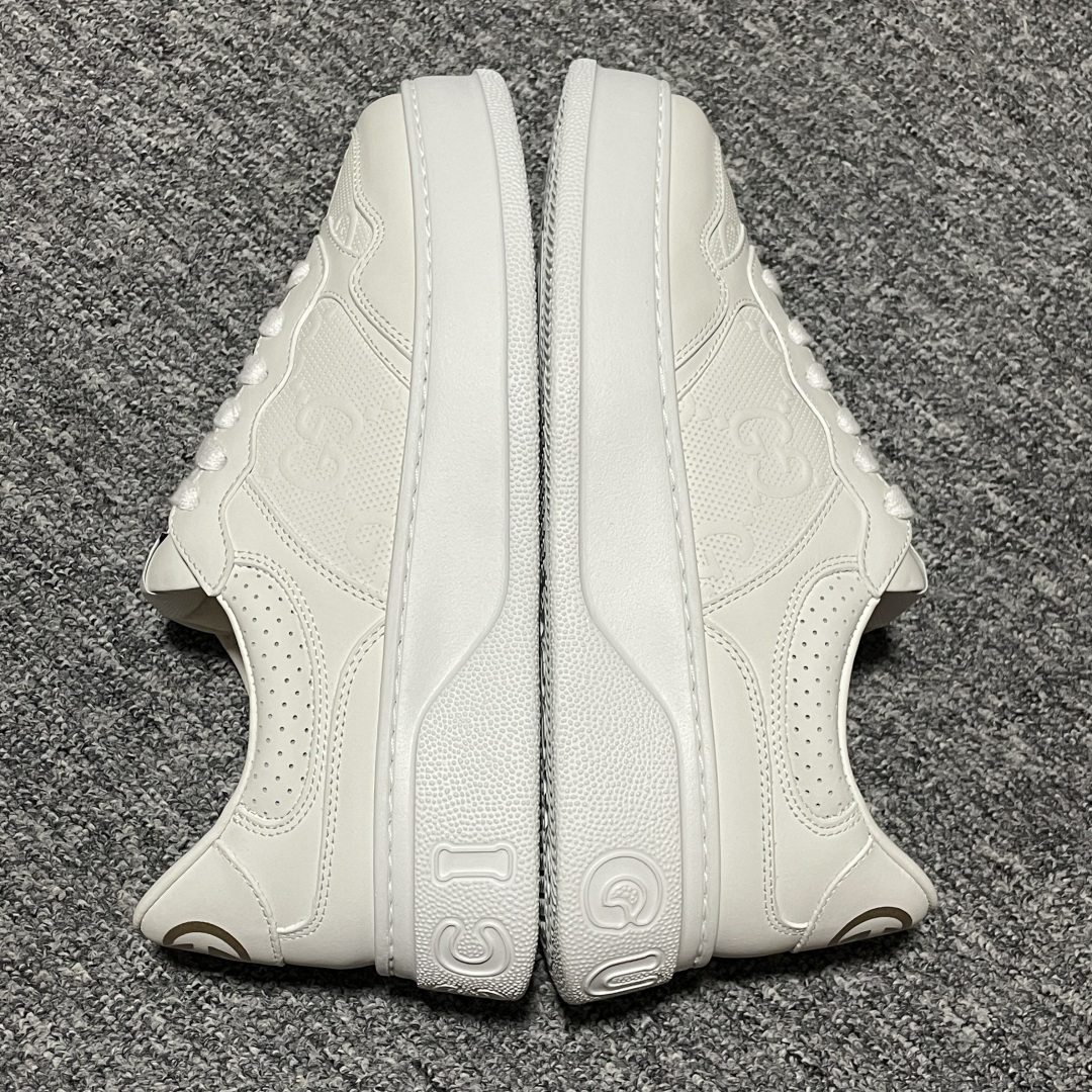 图片[2]-纯原 Gucci 古驰 Chunky 饼干鞋 全新订单出货 购入原版开发 平台高端零售 海外充Z专供品质 皮料、面料按原鞋标准定制 独立磨具，区别市面流通版本，配全新专柜包装，出厂即经过严格QC质检，细节、品控到位 完全遵循原版工艺打造 尺码：35 36 37 38 39 40 41 42 43 44 45-选品中心