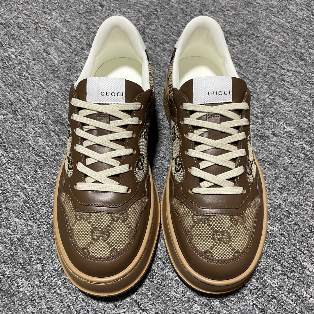 纯原 Gucci 古驰 Chunky 饼干鞋 全新订单出货 购入原版开发 平台高端零售 海外充Z专供品质 皮料、面料按原鞋标准定制 独立磨具，区别市面流通版本，配全新专柜包装，出厂即经过严格QC质检，细节、品控到位 完全遵循原版工艺打造 尺码：35 36 37 38 39 40 41 42 43 44 45-选品中心