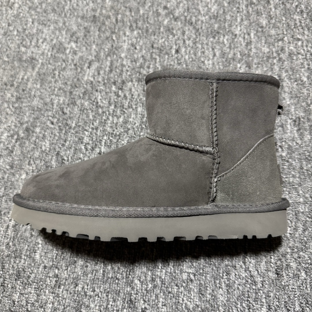 图片[5]-平台外贸专供 UGG 女士雪地靴 1016222 十年品牌制鞋代工厂生产线出品 注重每一处细节 隆丰A级真羊皮毛一体 完全遵循ZP工艺流程打造 尺码：35 36 37 38 39 40-选品中心