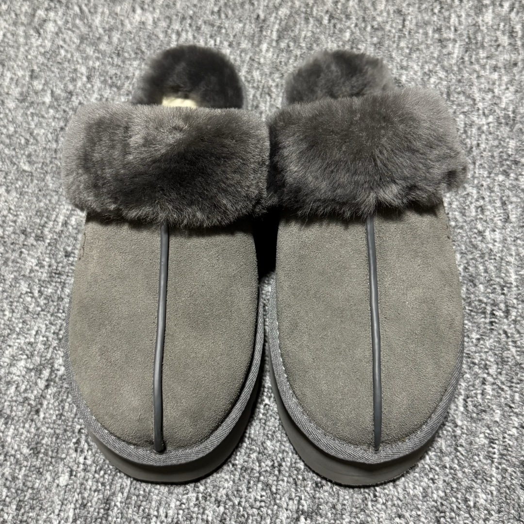 图片[9]-平台外贸专供 UGG 女款雪地靴 1122550 十年品牌制鞋代工厂生产线出品 注重每一处细节 隆丰A级真羊皮毛一体 完全遵循ZP工艺流程打造 尺码：35 36 37 38 39 40 4-选品中心