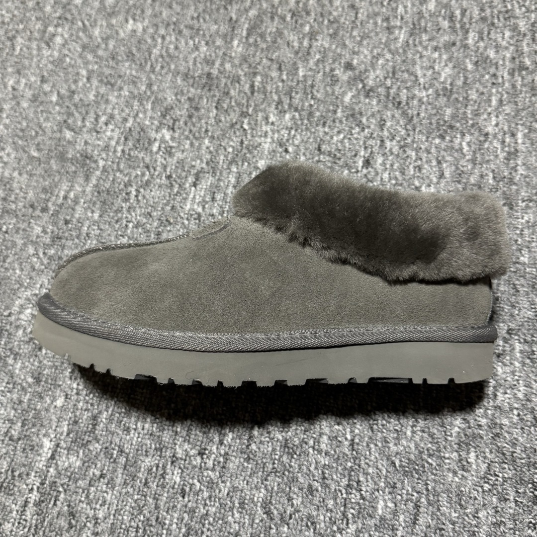 图片[8]-平台外贸专供 UGG 女款雪地靴 1134810 薄底 十年品牌制鞋代工厂生产线出品 注重每一处细节 隆丰A级真羊皮毛一体 完全遵循ZP工艺流程打造 尺码：35 36 37 38 39 40-选品中心