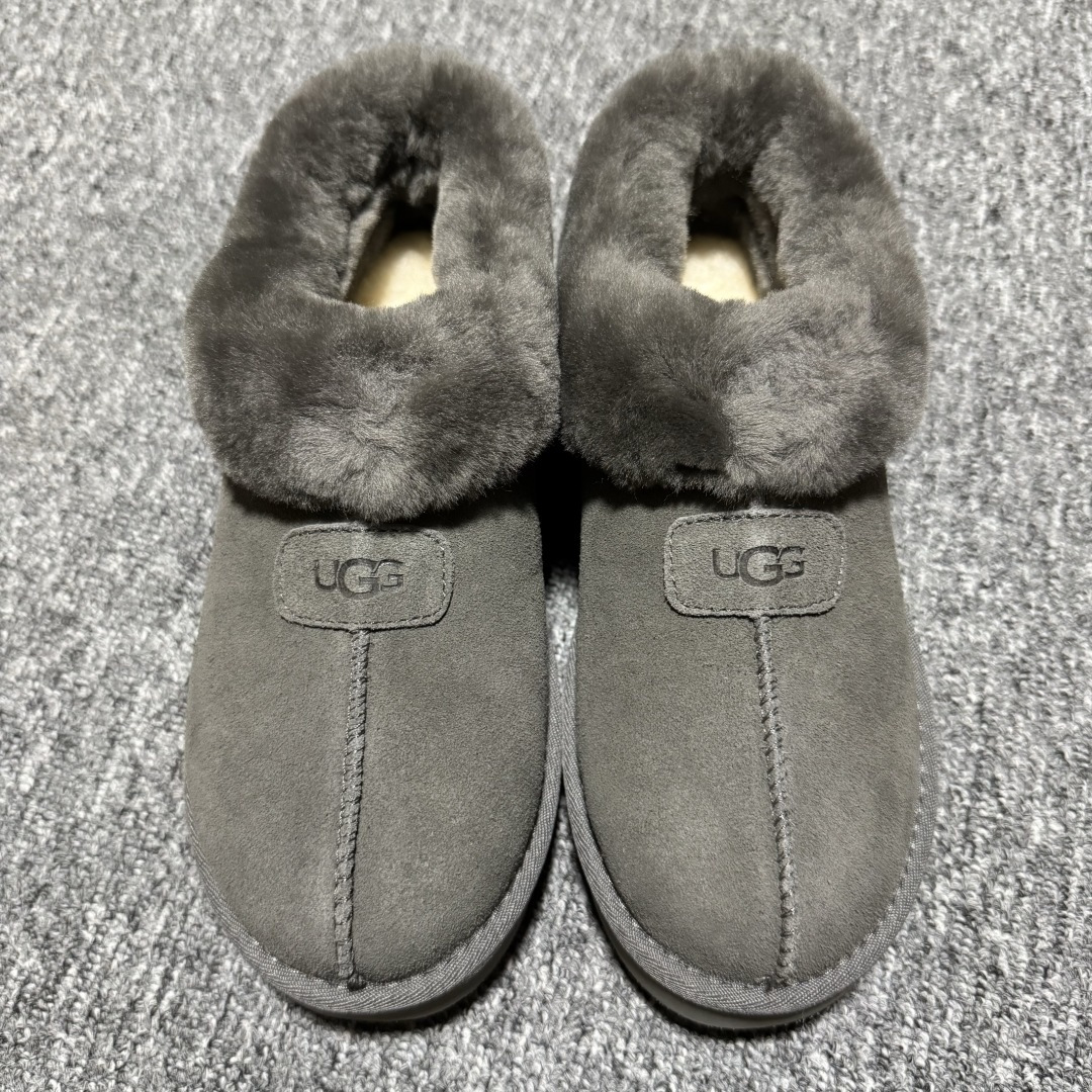 图片[4]-平台外贸专供 UGG 女款雪地靴 1134810 薄底 十年品牌制鞋代工厂生产线出品 注重每一处细节 隆丰A级真羊皮毛一体 完全遵循ZP工艺流程打造 尺码：35 36 37 38 39 40-选品中心