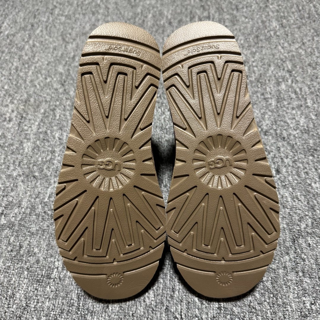 图片[3]-平台外贸专供 UGG 女款雪地靴 1016422 十年品牌制鞋代工厂生产线出品 注重每一处细节 隆丰A级真羊皮毛一体 完全遵循ZP工艺流程打造 尺码：35 36 37 38 39 40-选品中心