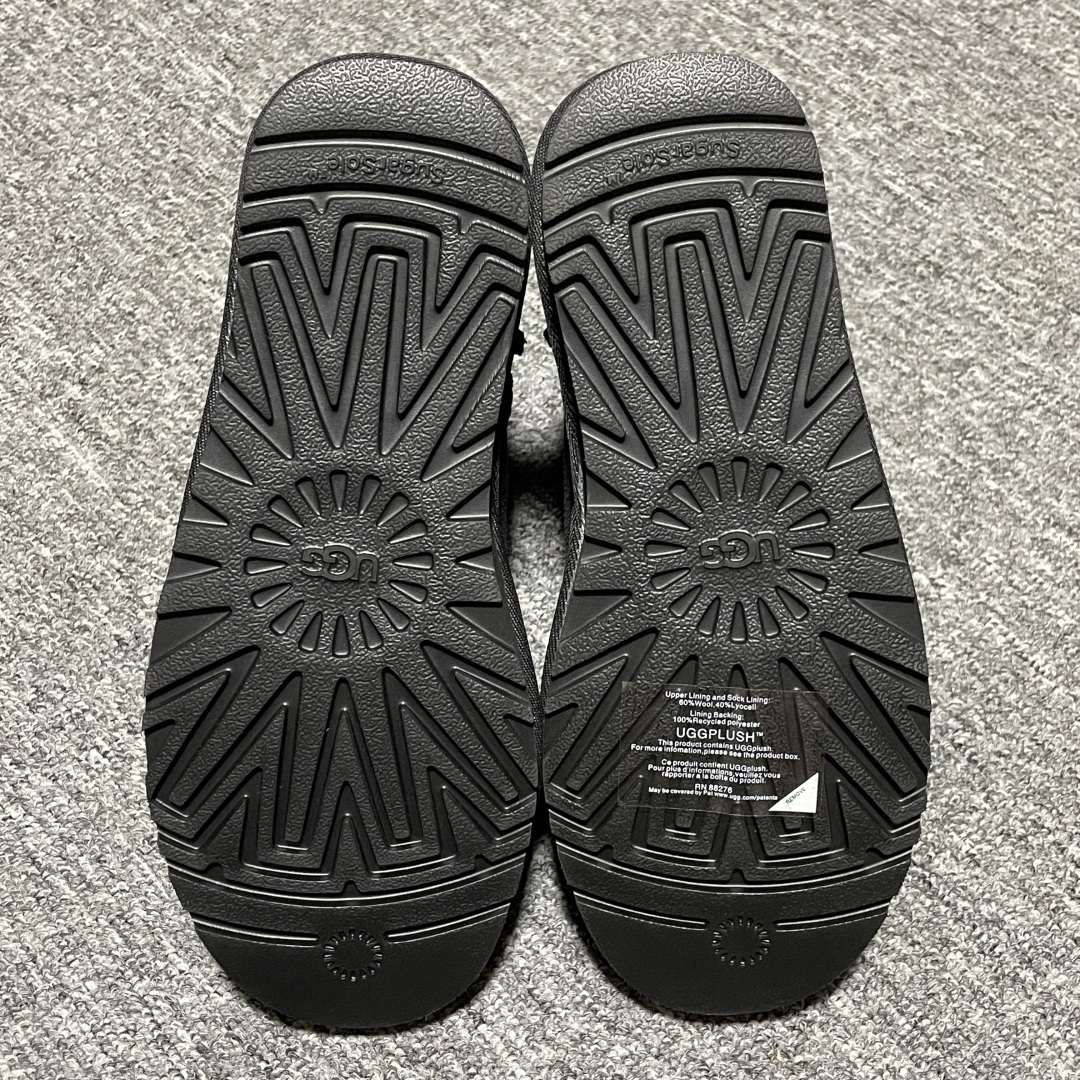 图片[9]-平台外贸专供 UGG 女款雪地靴 1016226 十年品牌制鞋代工厂生产线出品 注重每一处细节 隆丰A级真羊皮毛一体 完全遵循ZP工艺流程打造 尺码：35 36 37 38 39 40-选品中心