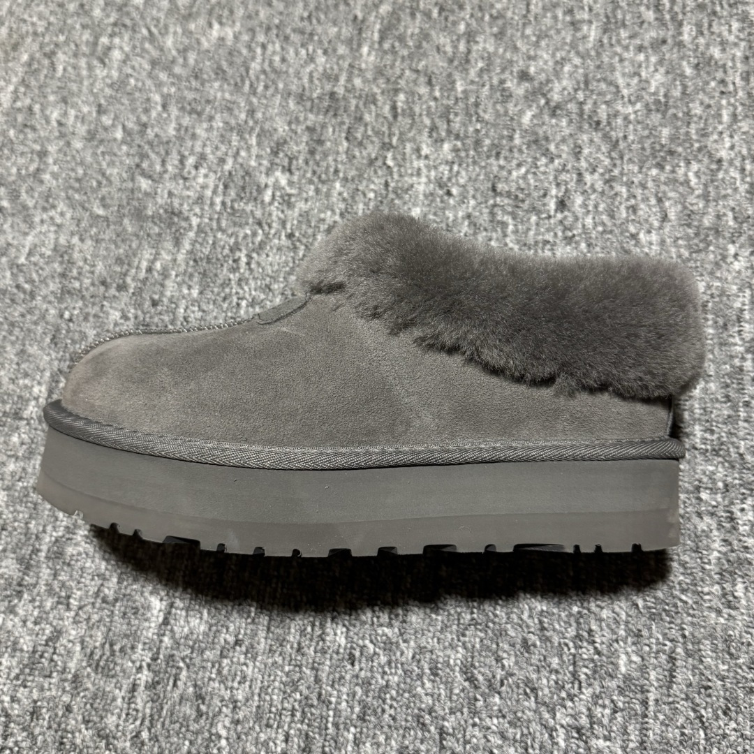 图片[8]-平台外贸专供 UGG 女款雪地靴 1134810 厚底 十年品牌制鞋代工厂生产线出品 注重每一处细节 隆丰A级真羊皮毛一体 完全遵循ZP工艺流程打造 尺码：35 36 37 38 39 40-选品中心