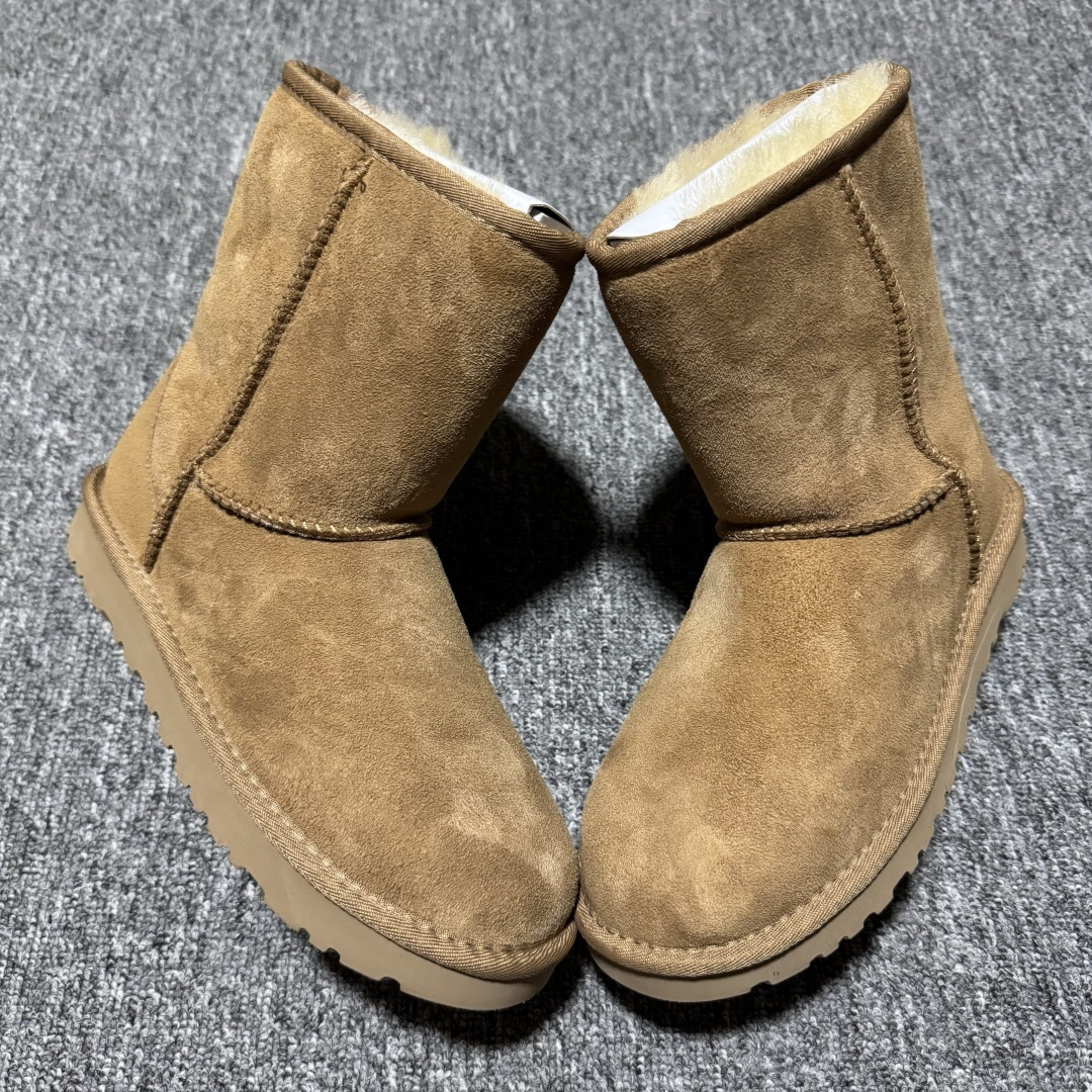 图片[3]-平台外贸专供 UGG 女款雪地靴 1016233 十年品牌制鞋代工厂生产线出品 注重每一处细节 隆丰A级真羊皮毛一体 完全遵循ZP工艺流程打造 尺码：35 36 37 38 39 40-选品中心