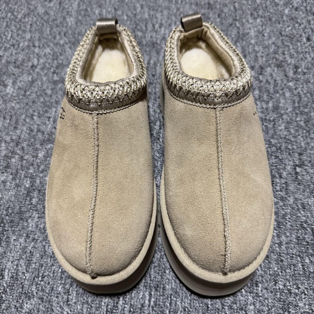 图片[7]-平台外贸专供 UGG 女款雪地靴 1122553 十年品牌制鞋代工厂生产线出品 注重每一处细节 隆丰A级真羊皮毛一体 完全遵循ZP工艺流程打造 尺码：35 36 37 38 39 40-选品中心