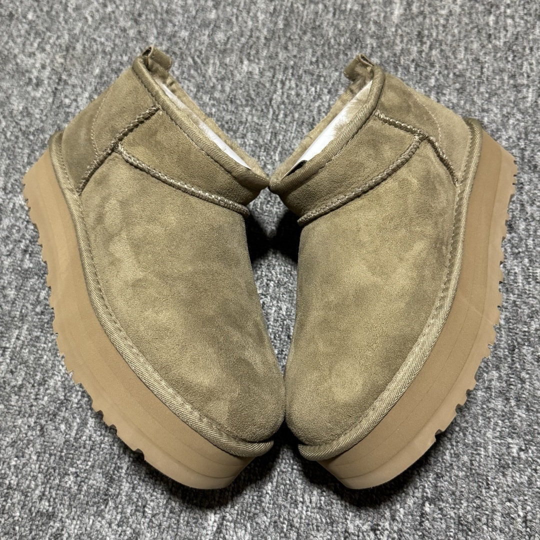 图片[6]-平台外贸专供 UGG 女款雪地靴 1135093 三公分 十年品牌制鞋代工厂生产线出品 注重每一处细节 隆丰A级真羊皮毛一体 完全遵循ZP工艺流程打造 尺码：35 36 37 38 39 40-选品中心