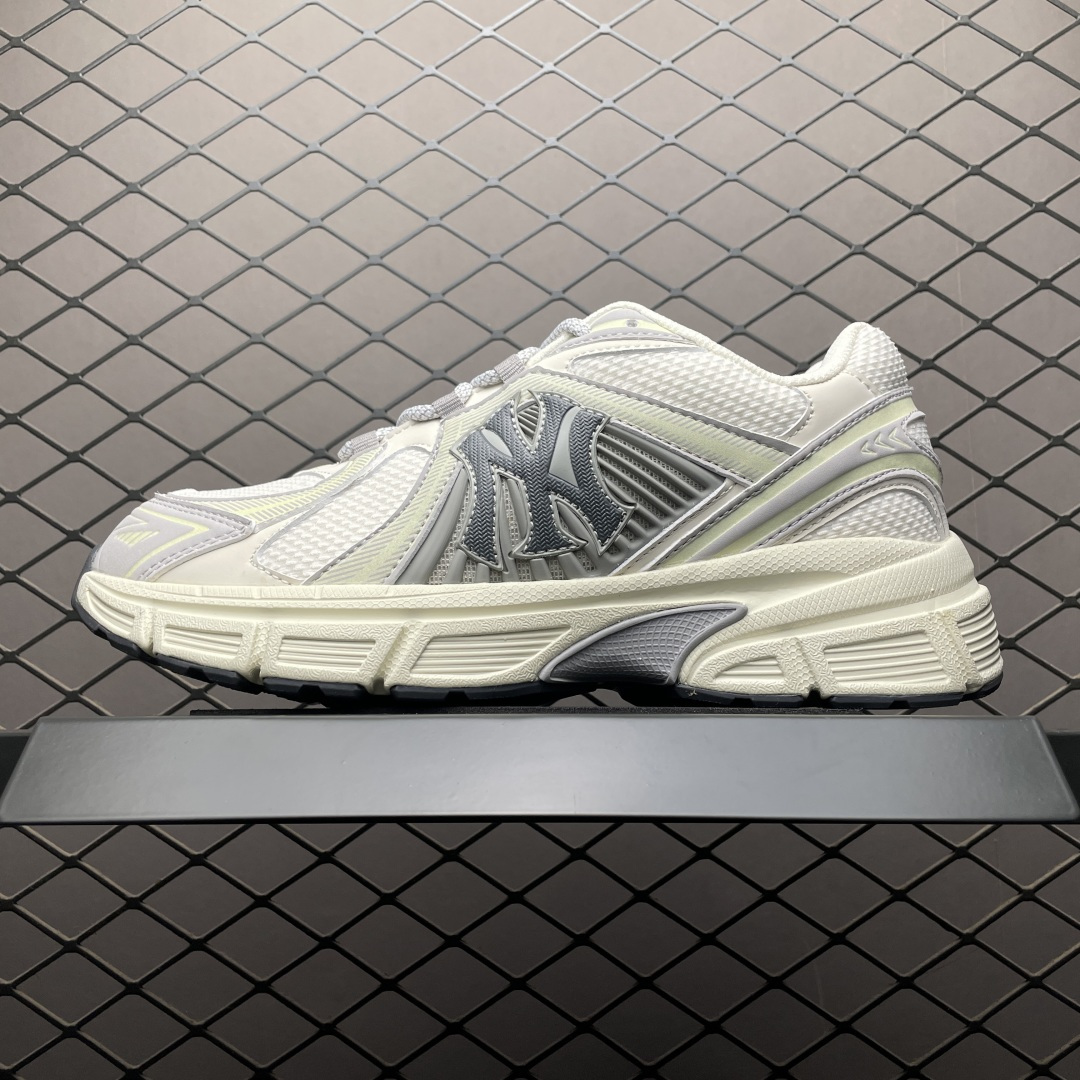 网红爆款 MLB Trophy Runner 低帮休闲凉鞋 原厂防伪吊牌 尺码:35 36 36.5 37.5 38 38.5 39 40 40.5 41 42 42.5 43 44 44.5 45-选品中心