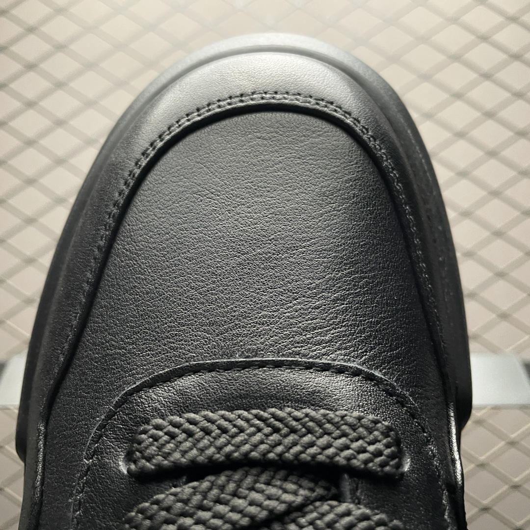 图片[7]-ECCO 爱步 柔酷零点系列 635335 重塑德训经典轮廓，简约而不失格调 轻松切换不同生活场景的搭配需求 不易挤脚复古经典百搭 全皮革内里系统，从内衬到鞋垫，全皮革覆盖的贴心设计，如第二层肌肤般温柔承托双脚 三重舒适 轻盈大底搭载爱步独有科技 简约系带设计 可自由调节松紧 一体成型贴合脚部，轻弹缓震运动时自带缓冲buff 引领街头风向 尺码：38 39 40 41 42 43（皮鞋码）-选品中心