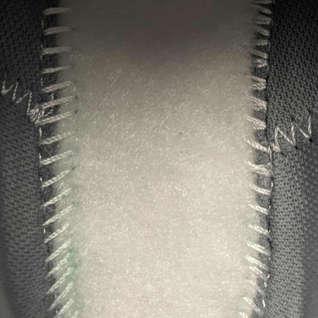 图片[8]-BOTTEGA VENETA BV 葆蝶家 王一博同款低帮休闲鞋 采用轻质科技网布面料 搭配几何图案设计橡胶外底 王炸系列 高版本 认准套包工艺 实际增高很多哦，还是一样显腿细非常nice 耐玩耐造 对标对版！套包鞋工艺 认准高版本 大底选用拼色TPU大底 ！配置原版包装 尺码：35 36 37 38 39 40 41 42 43 44 45-选品中心