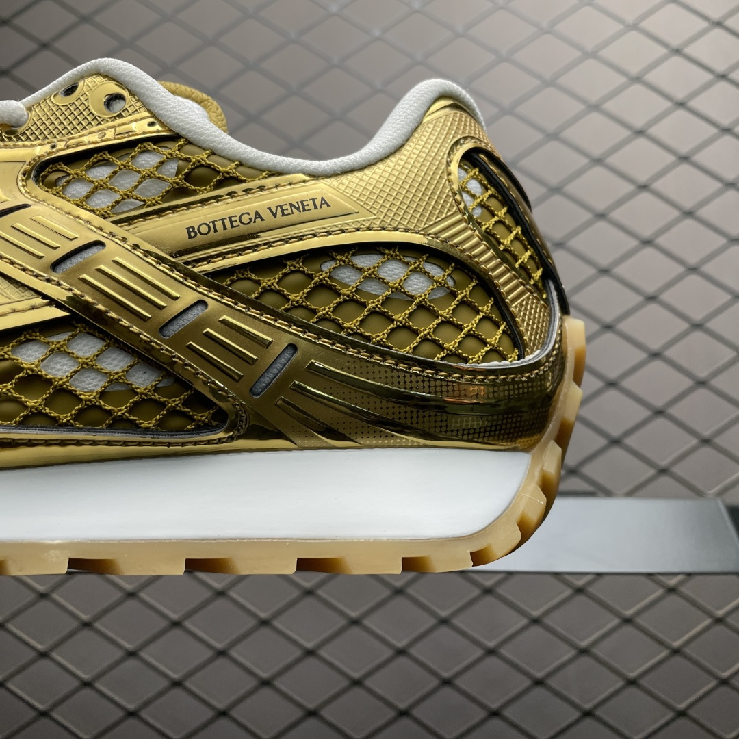 图片[4]-BOTTEGA VENETA BV 葆蝶家 王一博同款低帮休闲鞋 采用轻质科技网布面料 搭配几何图案设计橡胶外底 王炸系列 高版本 认准套包工艺 实际增高很多哦，还是一样显腿细非常nice 耐玩耐造 对标对版！套包鞋工艺 认准高版本 大底选用拼色TPU大底 ！配置原版包装 尺码：35 36 37 38 39 40 41 42 43 44 45-选品中心