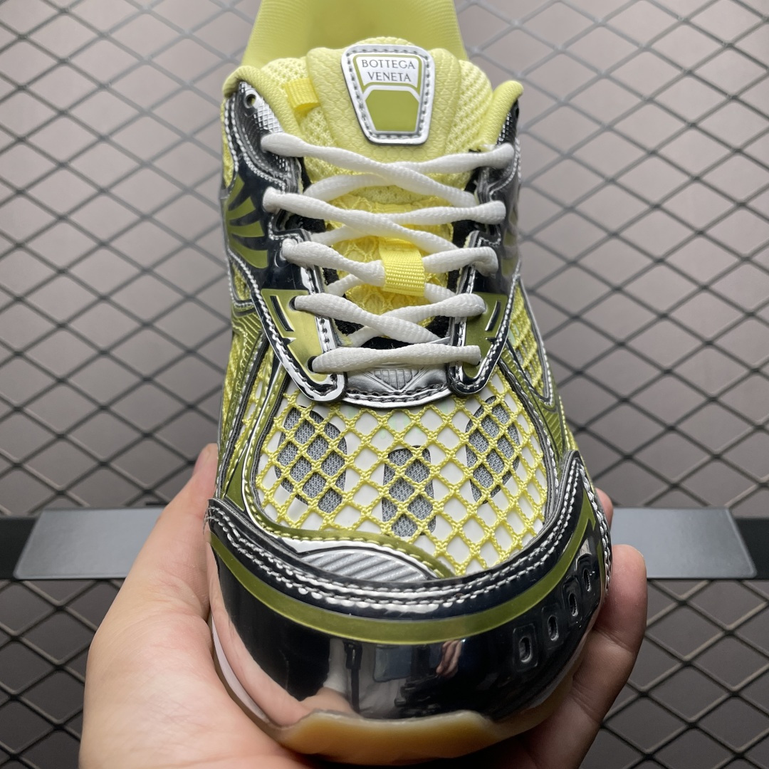 图片[9]-BOTTEGA VENETA BV 葆蝶家 王一博同款低帮休闲鞋 采用轻质科技网布面料 搭配几何图案设计橡胶外底 王炸系列 高版本 认准套包工艺 实际增高很多哦，还是一样显腿细非常nice 耐玩耐造 对标对版！套包鞋工艺 认准高版本 大底选用拼色TPU大底 ！配置原版包装 尺码：35 36 37 38 39 40 41 42 43 44 45-选品中心