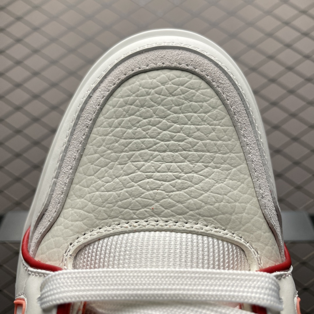 图片[7]-Louis Vuitton 路易威登 LV Trainer 低帮休闲板鞋 海淘代购同渠道品质 高端零售 外贸充正专供 原版购入开发 ZP级全套包装 完美楦型 正确卡色 大底TPU 质感媲美原版 细节与原版一致 请注意区分市面通货材 尺码：38 39 40 41 42 43 44 45 46-选品中心