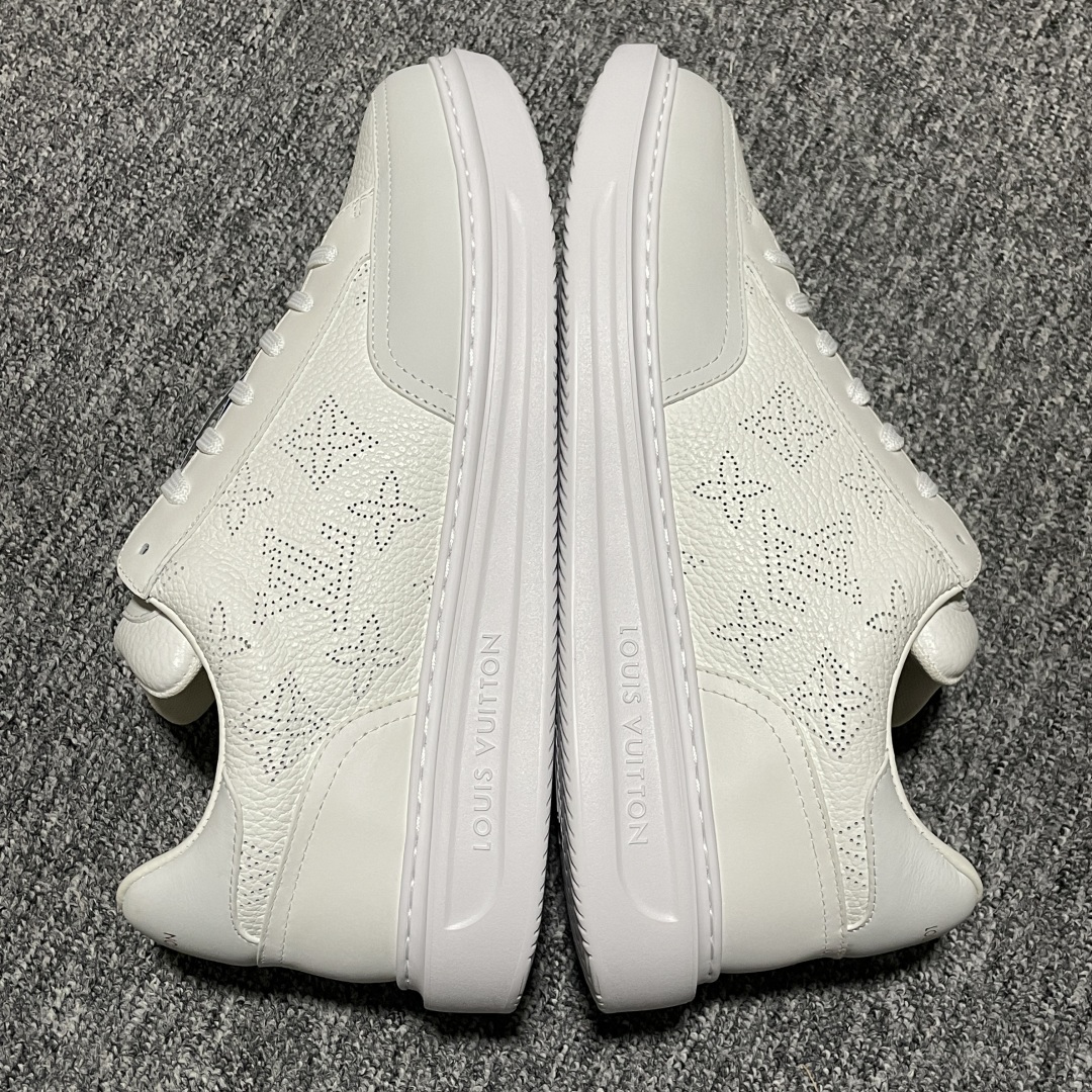 图片[2]-Louis Vuitton LV 路易威登 Beverly Hills 低帮休闲板鞋 海淘代购同渠道品质 高端零售 外贸充正专供 原版购入开发 ZP级全套包装 完美楦型 正确卡色 大底TPU 质感媲美原版 细节与原版一致 请注意区分市面通货材 尺码：38 39 40 41 42 43 44 45 46-选品中心