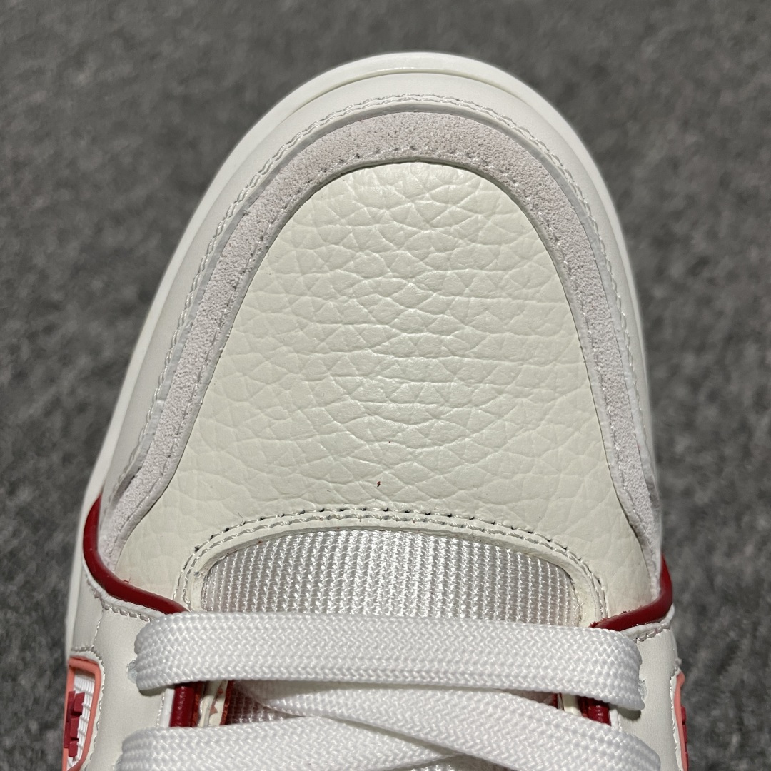 图片[7]-Louis Vuitton 路易威登 LV Trainer 低帮休闲板鞋 海淘代购同渠道品质 高端零售 外贸充正专供 原版购入开发 ZP级全套包装 完美楦型 正确卡色 大底TPU 质感媲美原版 细节与原版一致 请注意区分市面通货材 尺码：38 39 40 41 42 43 44 45 46-选品中心