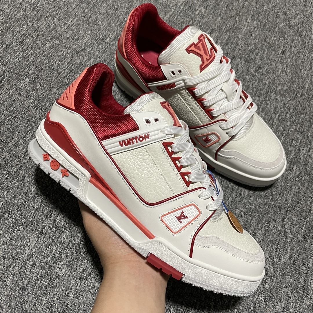 图片[6]-Louis Vuitton 路易威登 LV Trainer 低帮休闲板鞋 海淘代购同渠道品质 高端零售 外贸充正专供 原版购入开发 ZP级全套包装 完美楦型 正确卡色 大底TPU 质感媲美原版 细节与原版一致 请注意区分市面通货材 尺码：38 39 40 41 42 43 44 45 46-选品中心