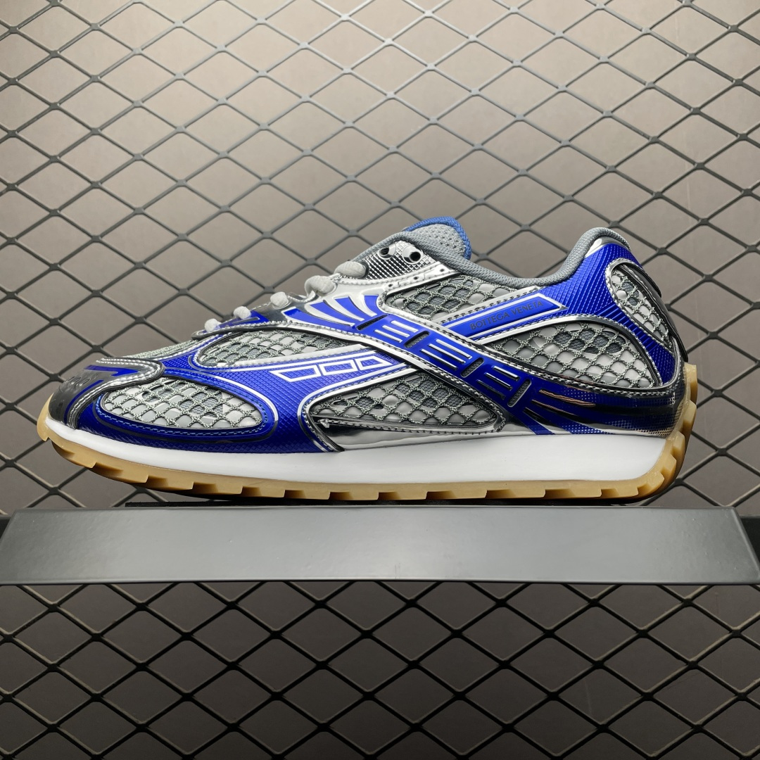 BOTTEGA VENETA BV 葆蝶家 王一博同款低帮休闲鞋 采用轻质科技网布面料 搭配几何图案设计橡胶外底 王炸系列 高版本 认准套包工艺 实际增高很多哦，还是一样显腿细非常nice 耐玩耐造 对标对版！套包鞋工艺 认准高版本 大底选用拼色TPU大底 ！配置原版包装 尺码：35 36 37 38 39 40 41 42 43 44 45-选品中心