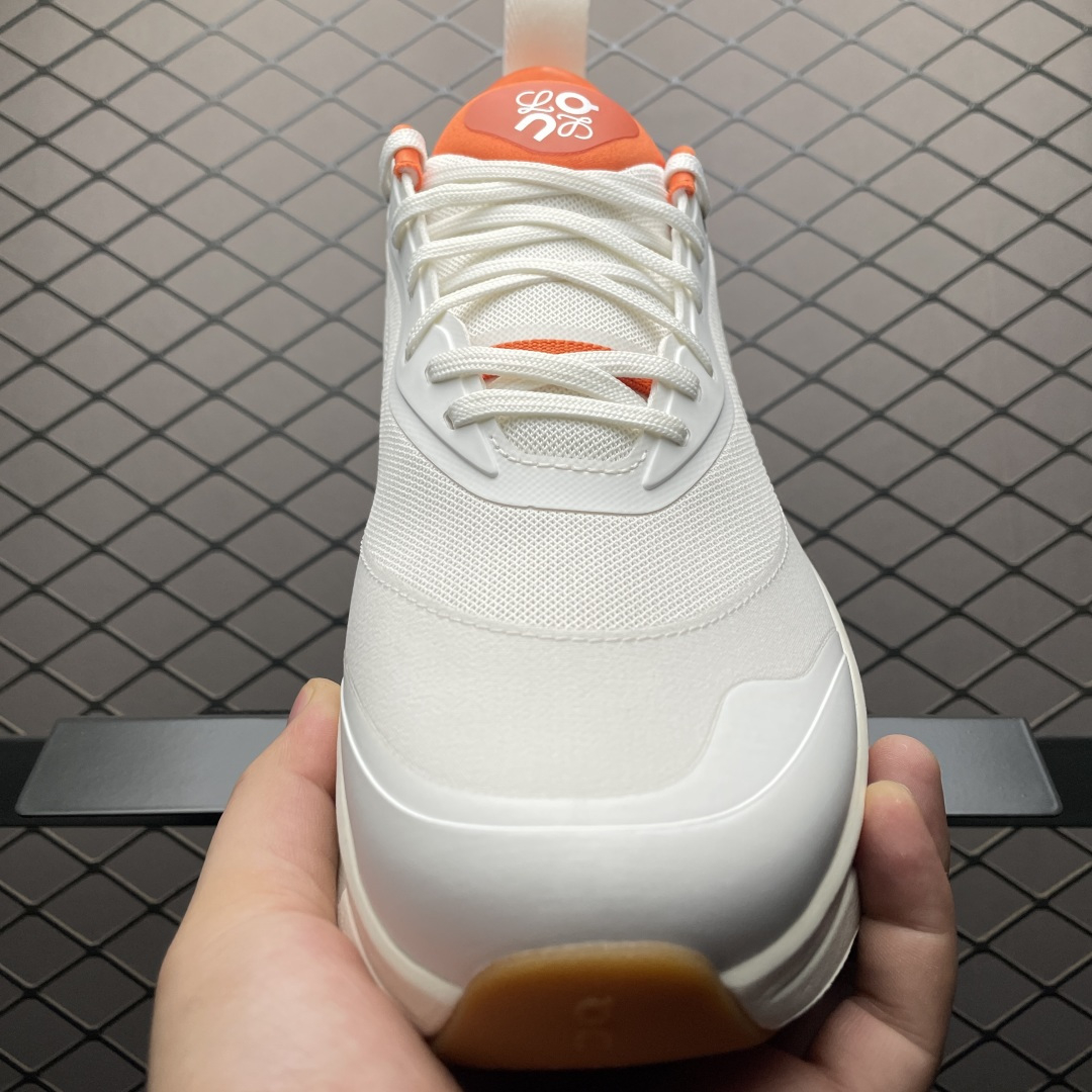 图片[9]-纯原版 Loewe x ON 罗意威昂跑联名 Cloudtilt 2.0 系列 3ME10691562 市售最高品质出货 全系列配色均原鞋购入开发打造 全新独立私模 高端零售 外贸平台充正品质 独家定制全套包装 内含防尘袋一个 注意：售后需完整退回 尺码：36 36.5 37 38 38.5 39 40 40.5 41 42 42.5 43 44 44.5 45 46-选品中心