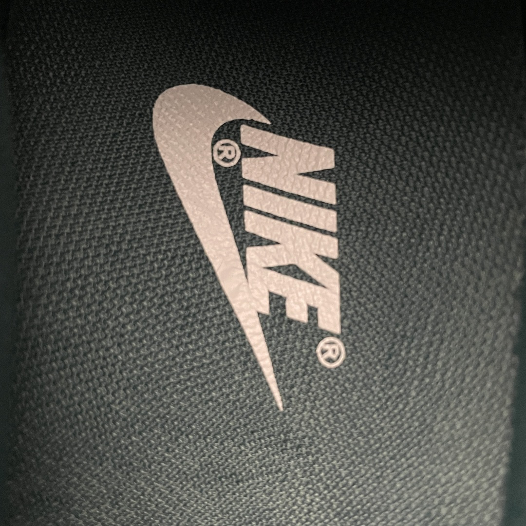 图片[8]-NK Dunk Low 客制款 低帮休闲板鞋 DV0833-111 尺码：40 40.5 41 42 42.5 43 44 44.5 45 46-选品中心