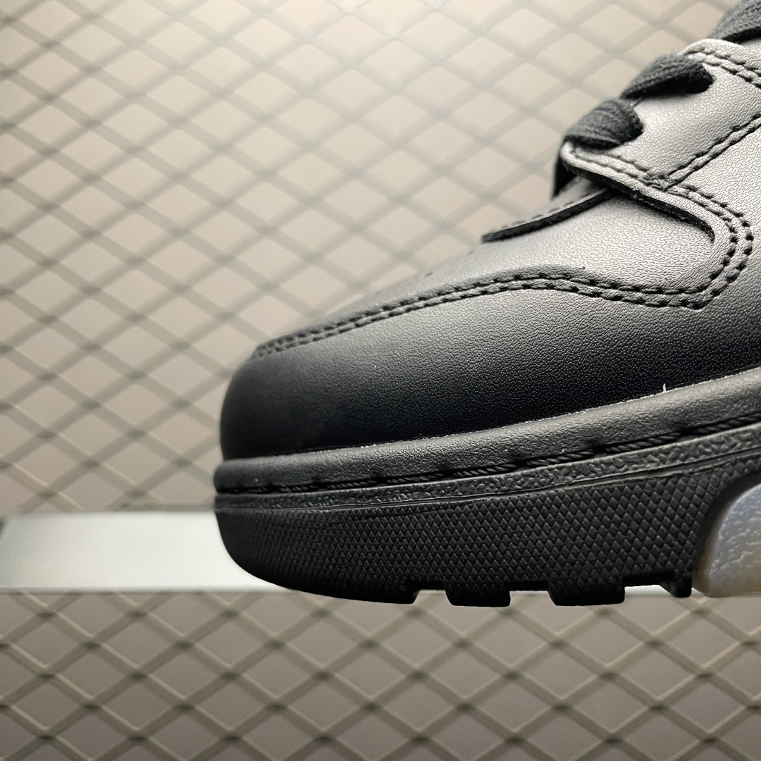 图片[6]-Off-White Out of Office 低帮复古休闲鞋 该款运动鞋单品有皮质制成饰有品牌标志性 Zip Tie束线带吊牌牌，侧面饰有Arrows图案，展现出品牌对街头风格的偏爱 尺码：36 37 38 39 40 41 42 43 44 45 46 47-选品中心