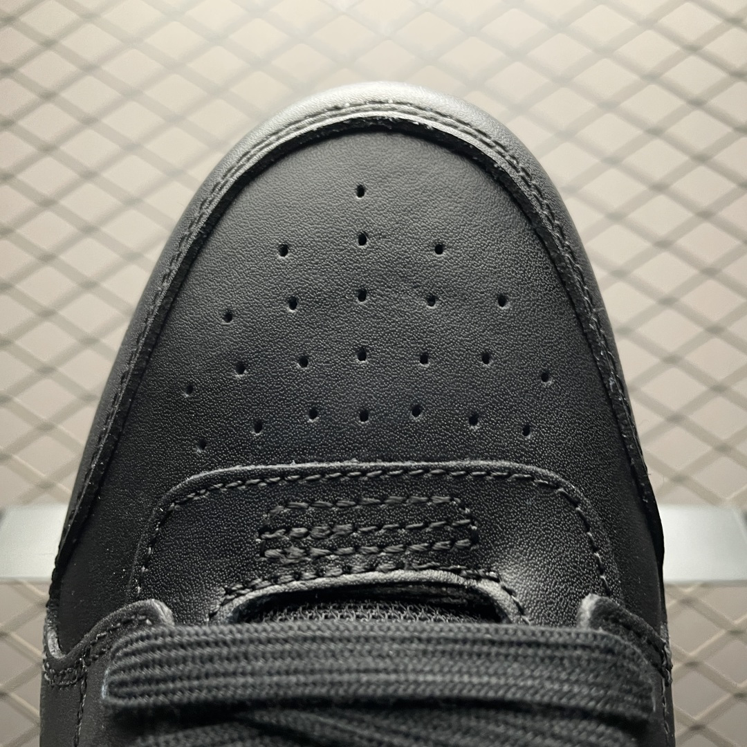 图片[7]-Off-White Out of Office 低帮复古休闲鞋 该款运动鞋单品有皮质制成饰有品牌标志性 Zip Tie束线带吊牌牌，侧面饰有Arrows图案，展现出品牌对街头风格的偏爱 尺码：36 37 38 39 40 41 42 43 44 45 46 47-选品中心