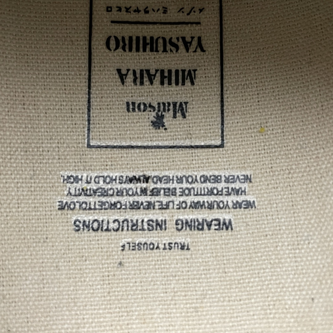 图片[8]-日本概念时装设计师･三原康裕 MIHARA YASUHIRO 变形溶解鞋 全新开发双模一次发泡点位气孔EVA中底 底部嵌入组合RB橡胶耐磨大底 正确织麦及包装盒 清晰后跟电绣LOGO区别市面普通版本 余文乐挚爱单品 复古溶解风 尺码：36 37 38 39 40 41 42 43 44 45-选品中心