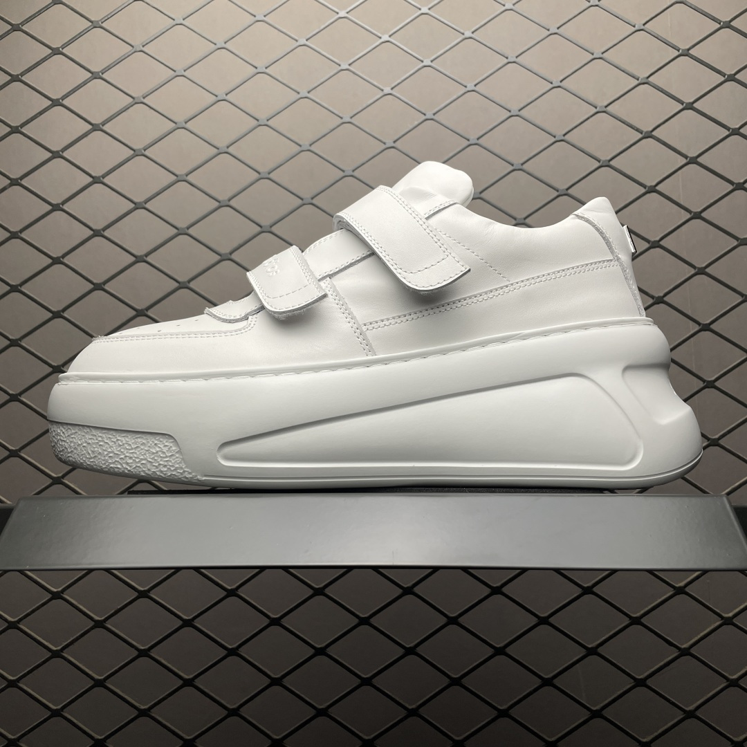 海淘专供版 Acne Studios 魔术贴 低帮休闲小白鞋 欧阳娜娜 赵露思 宋佳 杨超越 宋佳同款 高端零售 外贸充正专供 原版购入开发 正确奶香大底 正确全鞋身采用进口头层皮 请注意区分市面通货材 尺码：35 36 37 38 39 40-选品中心