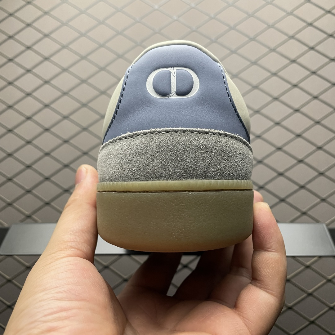 图片[2]-Dior 迪奥 B01 老钱风 低帮休闲板鞋 海淘代购同渠道品质 原版购入开发 私模大底 进口牛皮鞋面（内里胎牛皮）打造 高端零售 外贸充正专供 ZP级全套包装 完美楦型 正确卡色 质感媲美原版 细节与原版一致 请注意区分市面通货材 尺码：38 39 40 41 42 43 44 45 46-选品中心