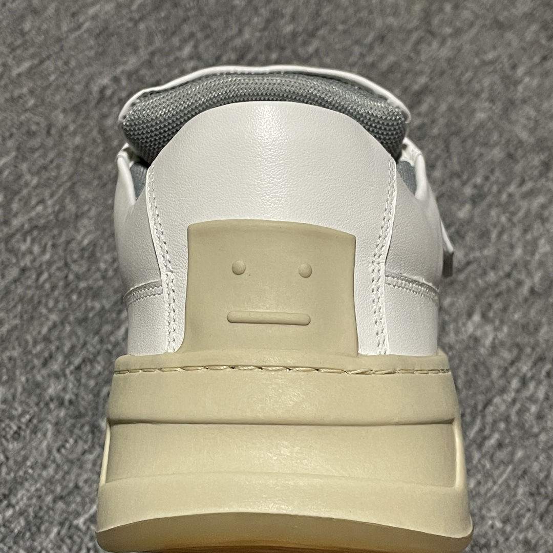 图片[8]-海淘专供版 Acne Studios 魔术贴 低帮休闲小白鞋 欧阳娜娜 赵露思 宋佳 杨超越 宋佳同款 高端零售 外贸充正专供 原版购入开发 正确奶香大底 正确全鞋身采用进口头层皮 请注意区分市面通货材 尺码：35 36 37 38 39 41 42 43 44 45-选品中心