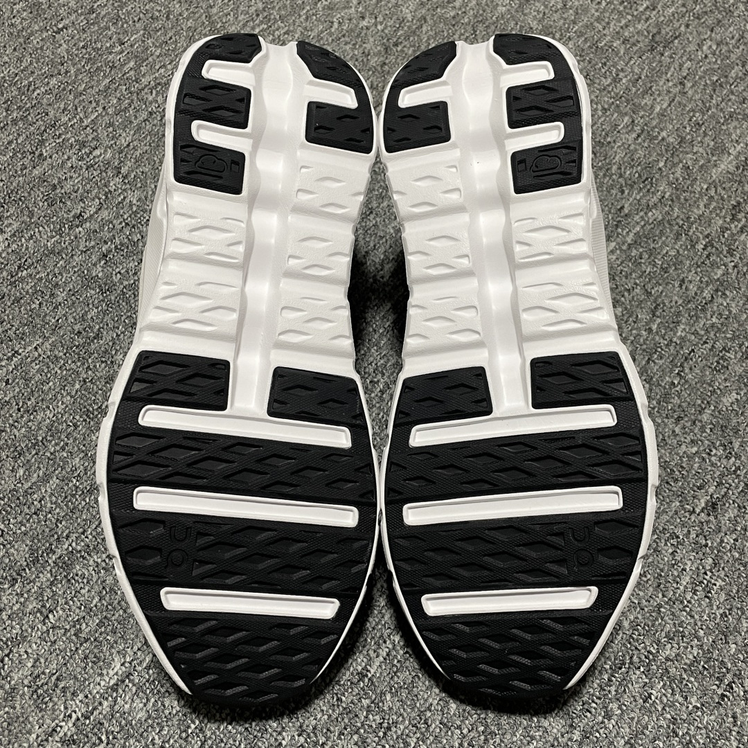 图片[3]-纯原版 Loewe x ON 罗意威昂跑联名 Cloudtilt 2.0 系列 3ME10692979 市售最高品质出货 全系列配色均原鞋购入开发打造 全新独立私模 高端零售 外贸平台充正品质 独家定制全套包装 内含防尘袋一个 注意：售后需完整退回 尺码：36 36.5 37 38 38.5 39 40 40.5 41 42 42.5 43 44 44.5 45 46 男鞋先出 女鞋后续-选品中心