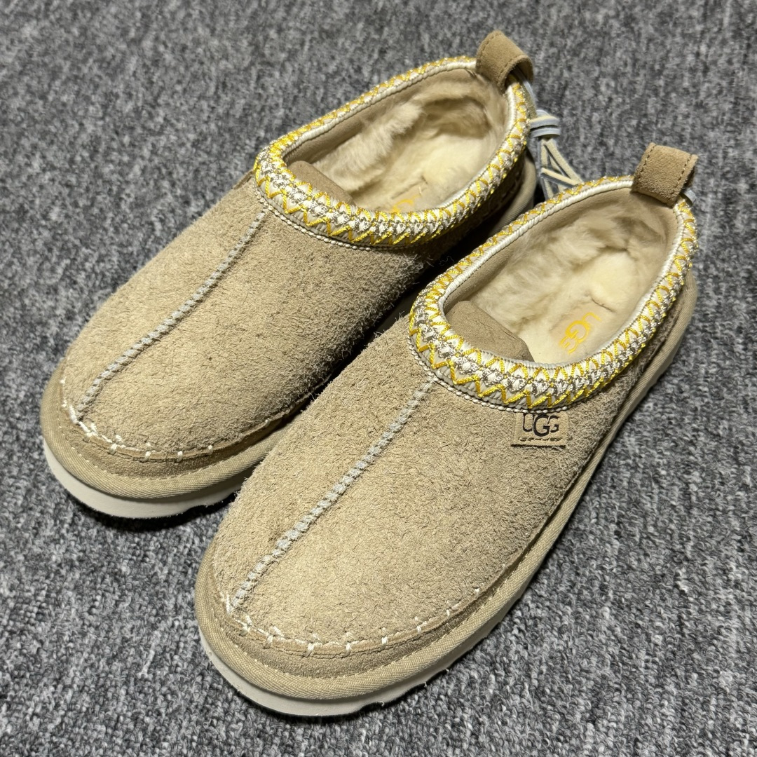 图片[4]-平台外贸专供 UGG UGG 女子雪地靴 1171444 十年品牌制鞋代工厂生产线出品 注重每一处细节 隆丰A级真羊皮毛一体 完全遵循ZP工艺流程打造 尺码：35 36 37 38 39 40-选品中心