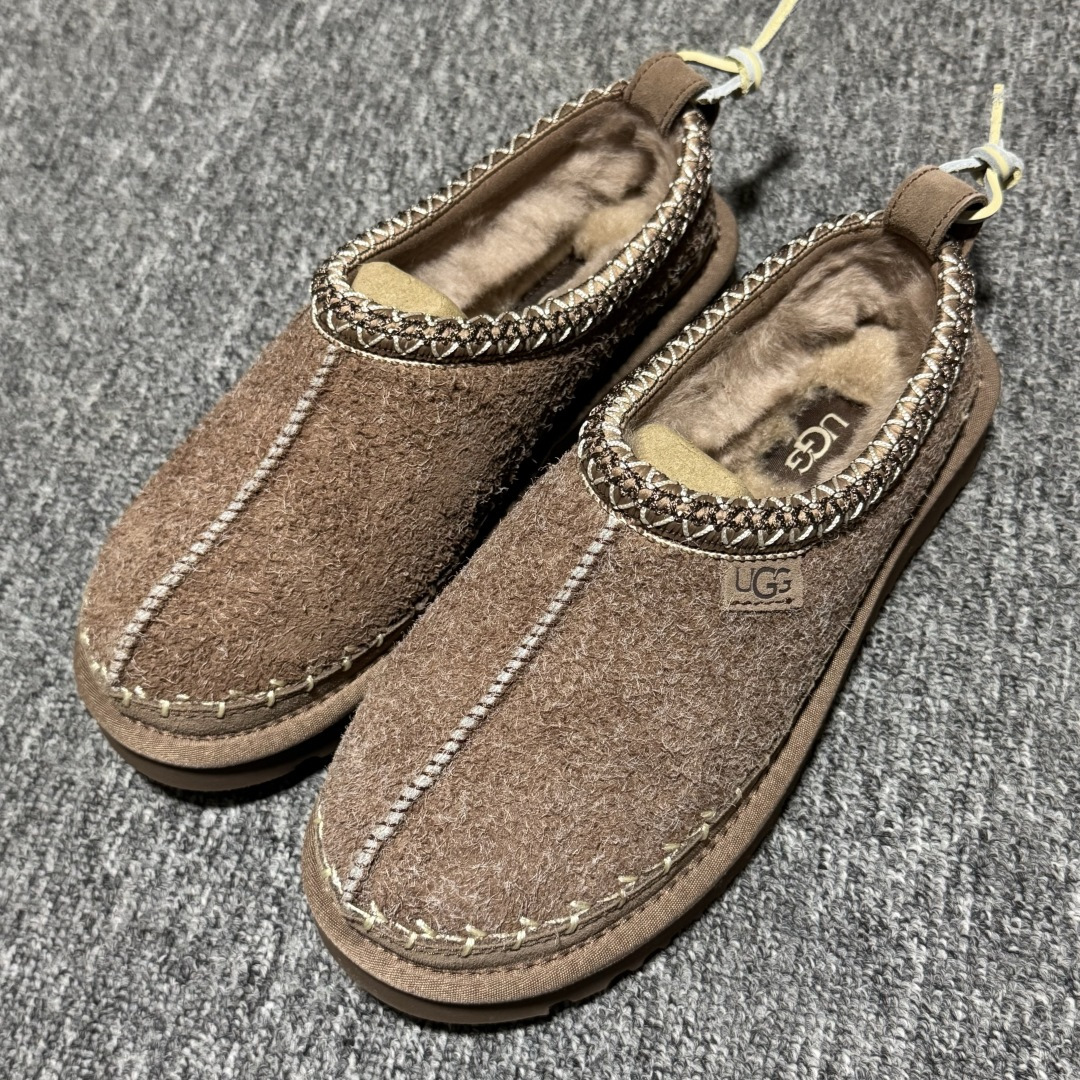 图片[4]-平台外贸专供 UGG UGG 女子雪地靴 1171444 十年品牌制鞋代工厂生产线出品 注重每一处细节 隆丰A级真羊皮毛一体 完全遵循ZP工艺流程打造 尺码：35 36 37 38 39 40-选品中心