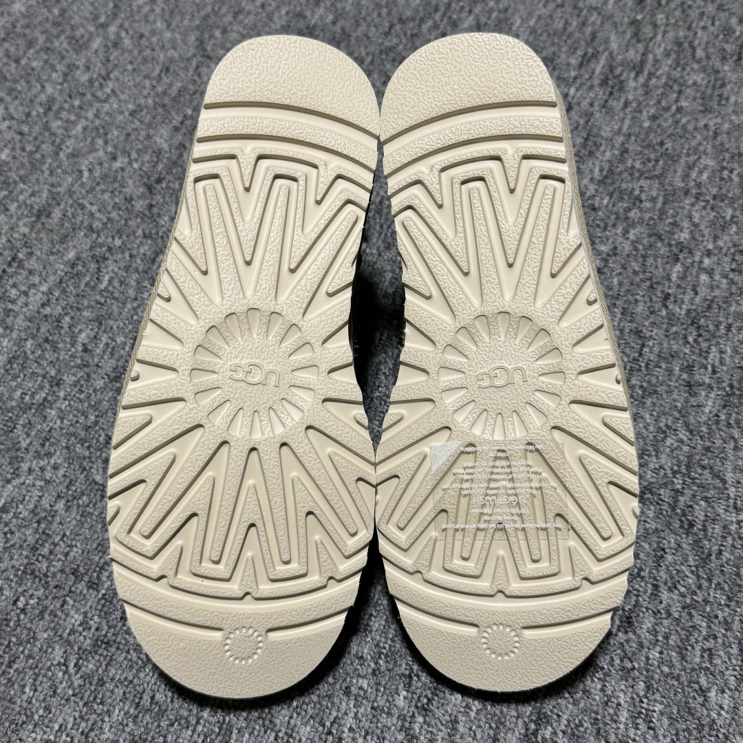 图片[3]-平台外贸专供 UGG Ultra Mini Biarritz 女子雪地靴 1171538 十年品牌制鞋代工厂生产线出品 注重每一处细节 隆丰A级真羊皮毛一体 完全遵循ZP工艺流程打造 尺码：35 36 37 38 39 40-选品中心