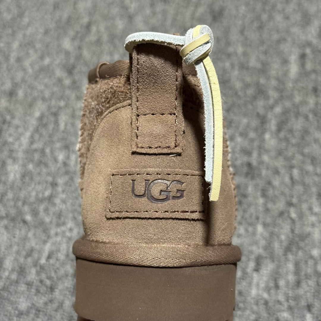 图片[8]-平台外贸专供 UGG Ultra Mini Biarritz 女子雪地靴 1171538 十年品牌制鞋代工厂生产线出品 注重每一处细节 隆丰A级真羊皮毛一体 完全遵循ZP工艺流程打造 尺码：35 36 37 38 39 40-选品中心