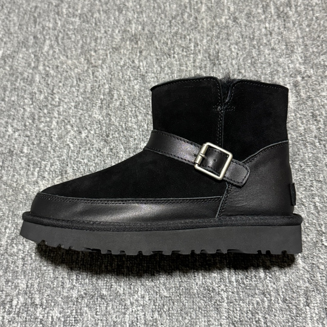 图片[5]-平台外贸专供 UGG Classic 女子雪地靴 1174512 十年品牌制鞋代工厂生产线出品 注重每一处细节 隆丰A级真羊皮毛一体 完全遵循ZP工艺流程打造 尺码：35 36 37 38 39 40-选品中心