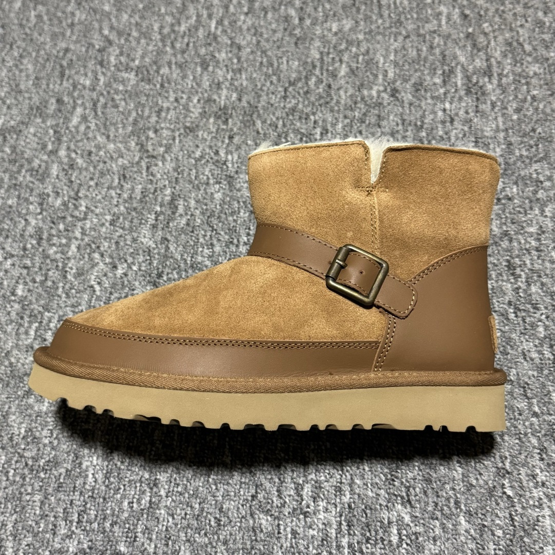 图片[5]-平台外贸专供 UGG Classic 女子雪地靴 1174512 十年品牌制鞋代工厂生产线出品 注重每一处细节 隆丰A级真羊皮毛一体 完全遵循ZP工艺流程打造 尺码：35 36 37 38 39 40-选品中心