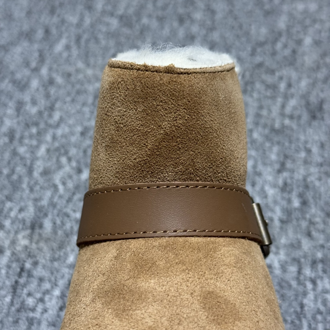 图片[9]-平台外贸专供 UGG Classic 女子雪地靴 1174512 十年品牌制鞋代工厂生产线出品 注重每一处细节 隆丰A级真羊皮毛一体 完全遵循ZP工艺流程打造 尺码：35 36 37 38 39 40-选品中心
