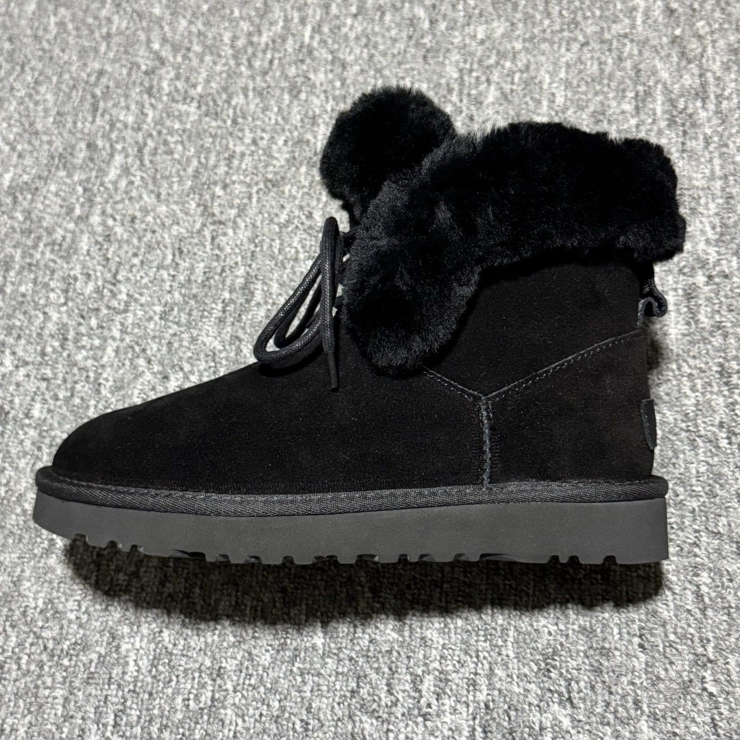 图片[5]-平台外贸专供 UGG Classic 女子雪地靴 1174576 十年品牌制鞋代工厂生产线出品 注重每一处细节 隆丰A级真羊皮毛一体 完全遵循ZP工艺流程打造 尺码：35 36 37 38 39 40-选品中心