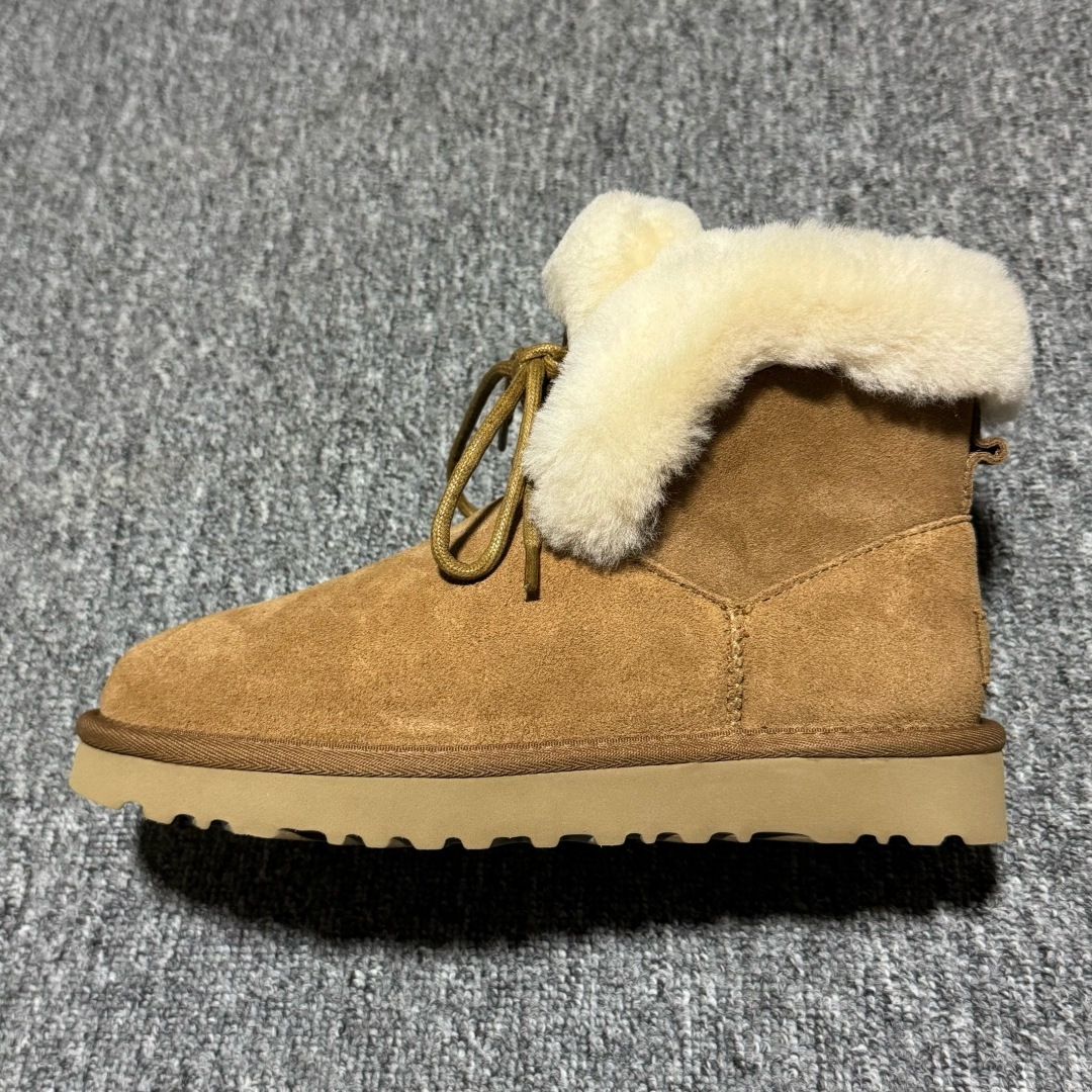 图片[5]-平台外贸专供 UGG Classic 女子雪地靴 1174576 十年品牌制鞋代工厂生产线出品 注重每一处细节 隆丰A级真羊皮毛一体 完全遵循ZP工艺流程打造 尺码：35 36 37 38 39 40-选品中心