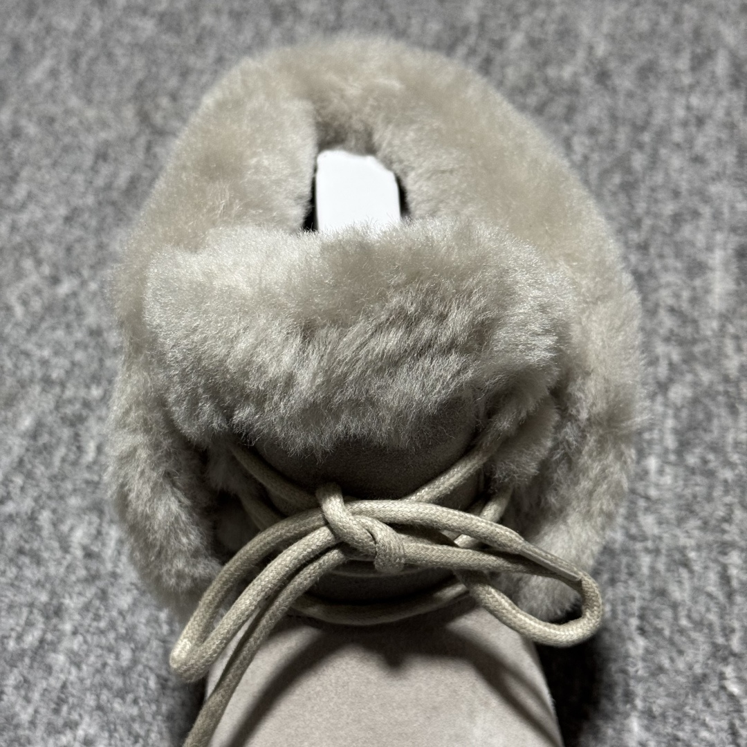 图片[9]-平台外贸专供 UGG Classic 女子雪地靴 1174576 十年品牌制鞋代工厂生产线出品 注重每一处细节 隆丰A级真羊皮毛一体 完全遵循ZP工艺流程打造 尺码：35 36 37 38 39 40-选品中心