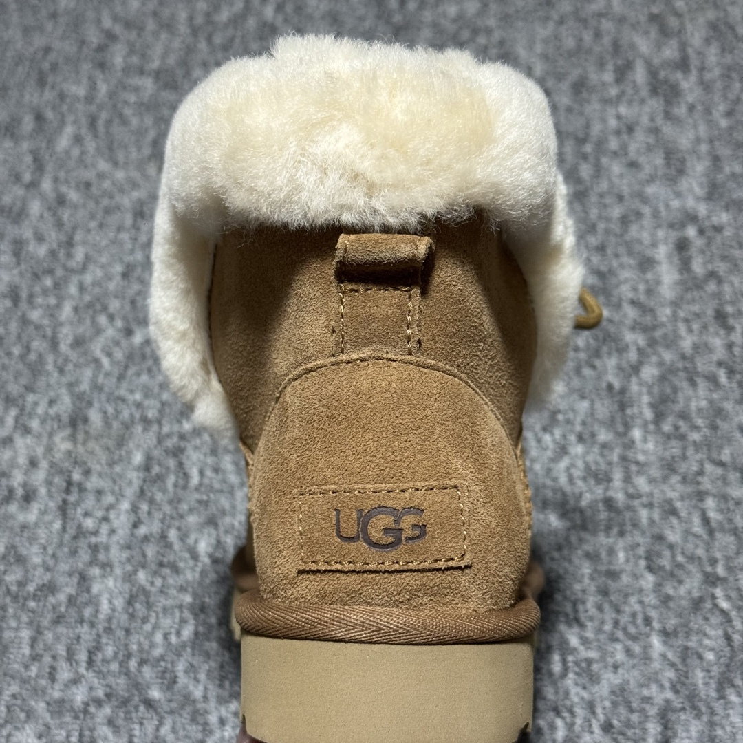 图片[9]-平台外贸专供 UGG Classic 女子雪地靴 1174576 十年品牌制鞋代工厂生产线出品 注重每一处细节 隆丰A级真羊皮毛一体 完全遵循ZP工艺流程打造 尺码：35 36 37 38 39 40-选品中心