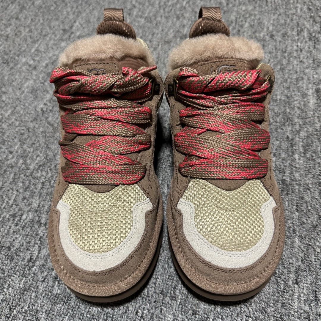 平台外贸专供 UGG Lowmel 梅尔 粗鞋带款 女子雪地靴 面包鞋 1144032 十年品牌制鞋代工厂生产线出品 注重每一处细节 隆丰A级真羊皮毛一体 完全遵循ZP工艺流程打造 内增灰色加粗鞋带一副 售后需配件完整 尺码：35 36 37 38 39 40 41 多版本供应 注意区分品质-选品中心