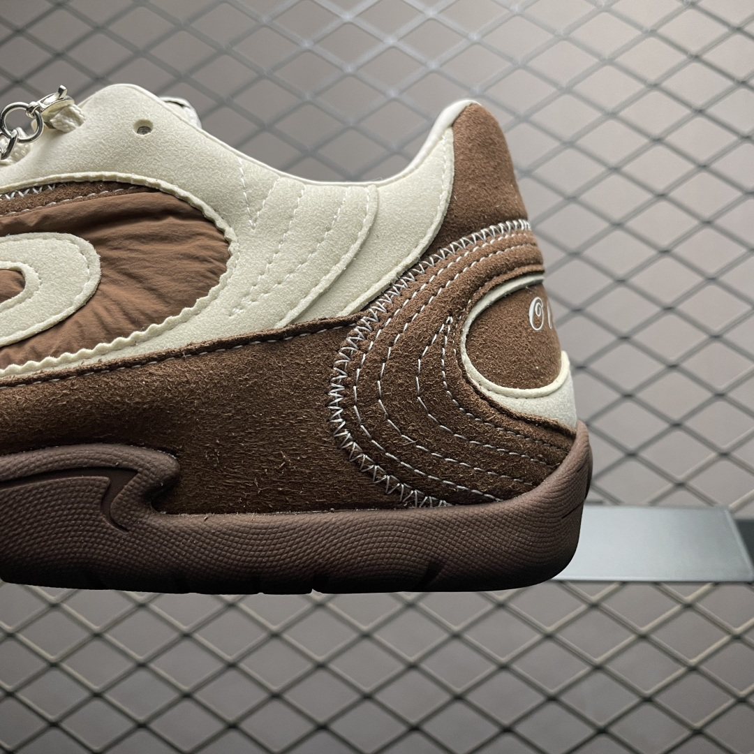 图片[4]-OLD ORDER Turbo-Lite芭蕾复古百搭德训鞋日常防滑透气 低帮 网球休闲 鞋面由多材质拼接打造而成 缝线随着鞋子轮廓整齐排列 兼具设计感及细节感 鞋履内里及鞋舌升级为更加适合春夏天气穿着的轻薄面料 柔软舒适 更加透气 轻薄的橡胶大底覆盖品牌定制纹路 上脚轻盈且具备良好的防滑性 延伸至鞋头及鞋后跟有效防撞 尺码： 35 36 37 38 39 40 41 42 43 44 45-选品中心