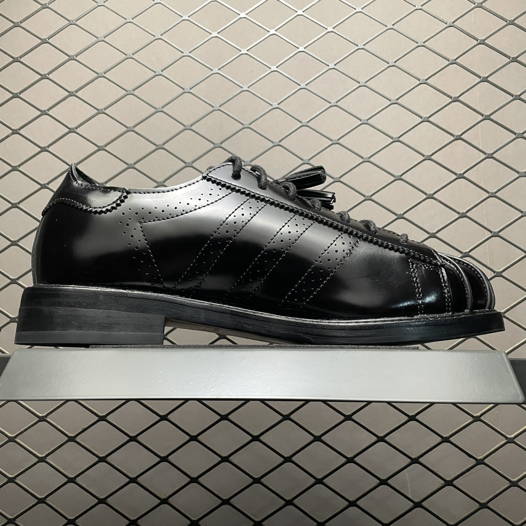 图片[3]-纯原 CLOT x AD 阿迪 Superstar 陈冠希联名 贝壳头休闲皮鞋 JR2814 整体以经典的贝壳头鞋款为蓝本设计，将标志性的贝壳头重新演绎，鞋身部分采用丝绸元素彰显联名身份 尺码：36 37 38 39 40 41 42 43 44 45 46-选品中心